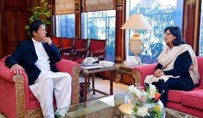 وزیراعظم عمران خان نال ثانیہ نشتر دی ملاقات۔۔۔۔۔٭ رویل نیوز٭