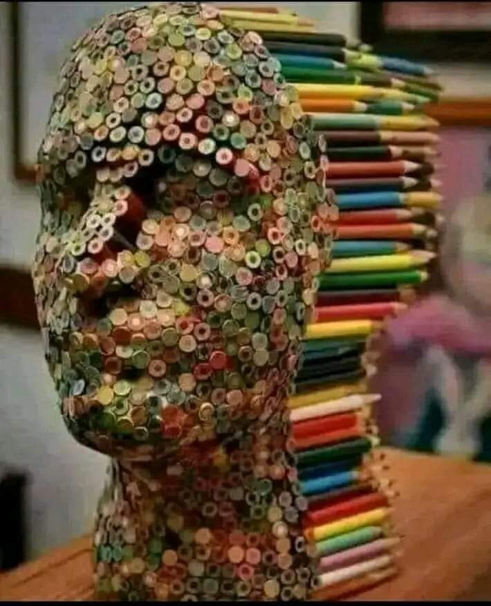 رنگ۔۔۔۔٭رویل لیکھ٭